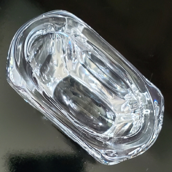 5 1/2" Tall Crystal Butterfly 🦋 Vase - Picture 6 of 13